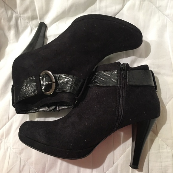 Vero Cuoio 4” Suede Heeled Boots - Picture 5 of 11